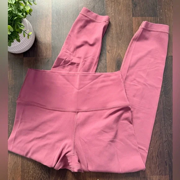 Lululemon Align Leggings 25” - Picture 2 of 10